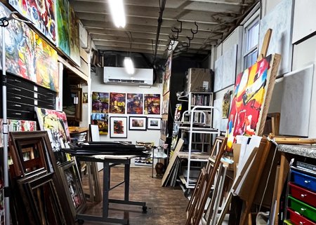 studio 450x321 5